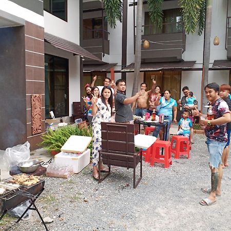 Banyan Resort Bangsaen Bagian luar foto