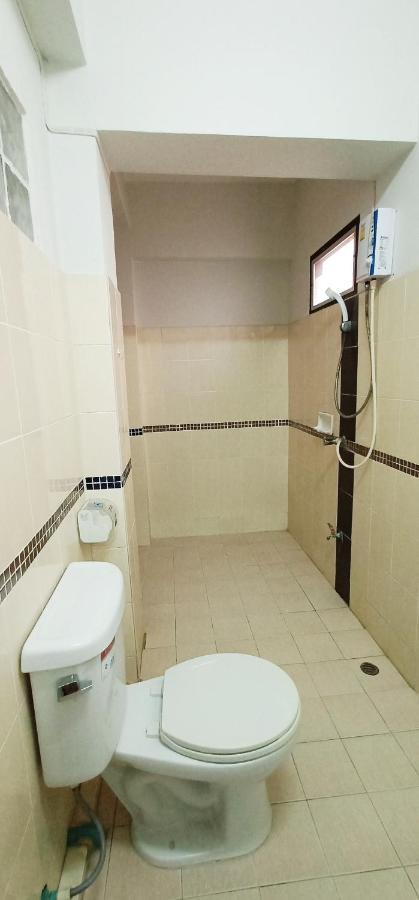 Banyan Resort Bangsaen Bagian luar foto